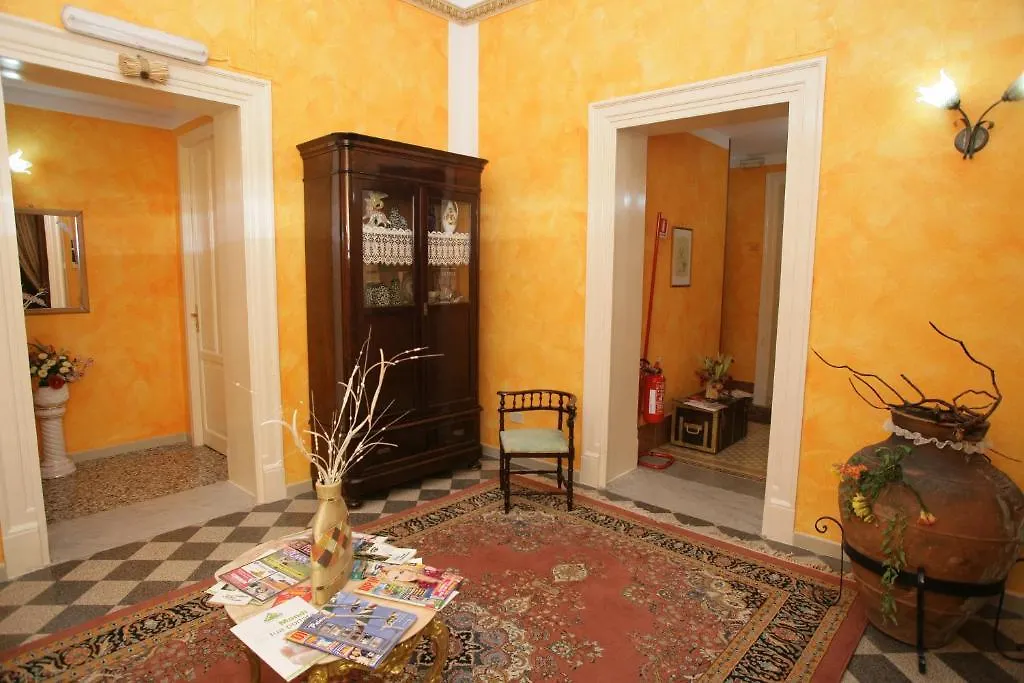 Hotel Florio Palermo 2*,  Italien