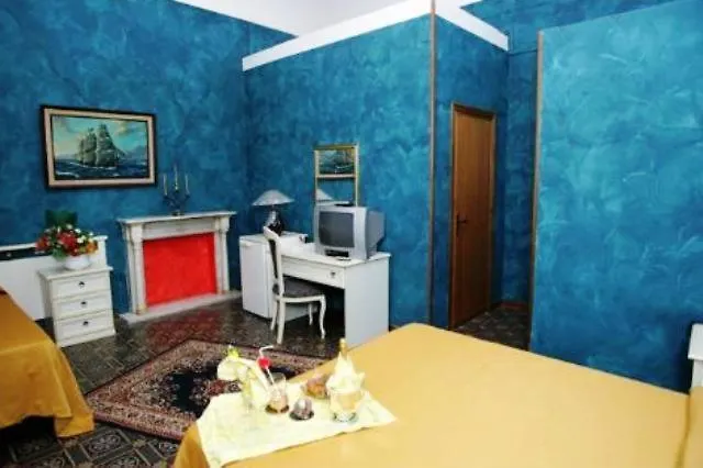 Hotel Florio باليرمو 2*,